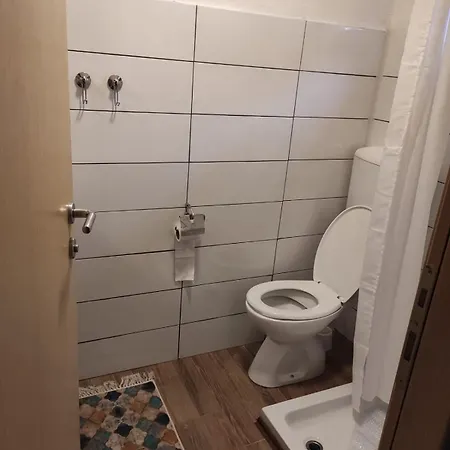 Kuca Za Odmor Iva Nyaraló